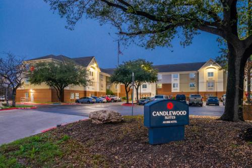 Round Rock Hotel | Candlewood Suites Austin-Round Rock by IHG