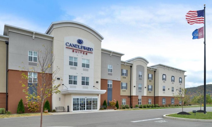 Big Flats Airport Hotel | Candlewood Suites Elmira Horseheads by IHG