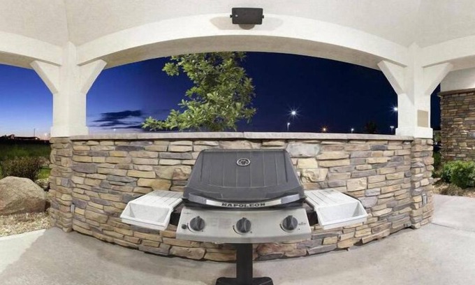 Loveland Hotel | Candlewood Suites Loveland by IHG