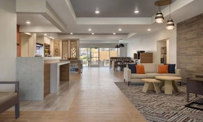 Pittston Hotel | Candlewood Suites Pittston by IHG