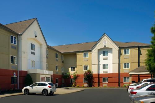 South Richmond Hotel | Candlewood Suites Richmond - South by IHG