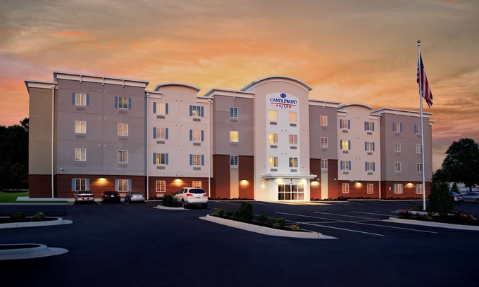 Sioux City Hotel | Candlewood Suites Sioux City - Southern Hills by IHG