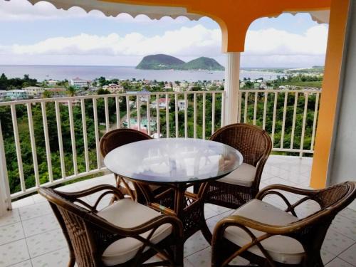 Portsmouth Apartment | Candy's Palace Apartments -Dominica's Best Hilltop Haven