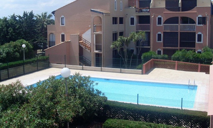 Les Arenes Apartment | Canet studio