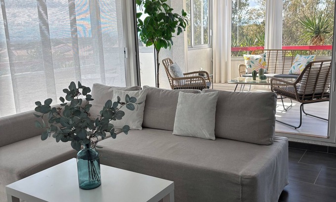 La Cote Radieuse Apartment | Canet Sud Very nice apartment of 85 m² 150 m from the beach Parking Air conditioning Wi-Fi