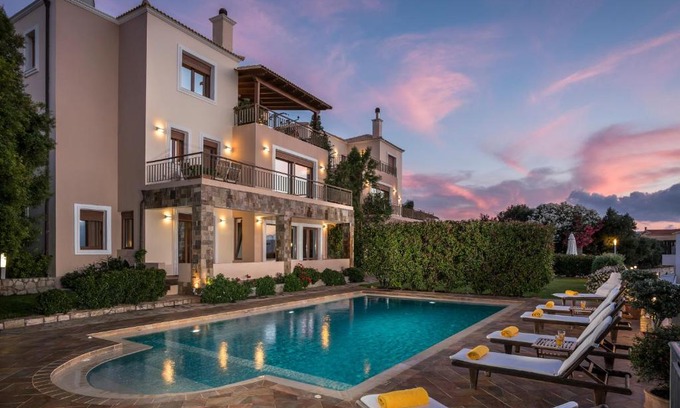 Dempla Villa | Caneva Luxury Villa