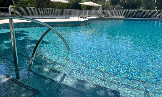 California - Pezou Apartment | CANNES low California LUXURY T2 65M2, SWIMMING POOL, PARKING NEAR CROISETT