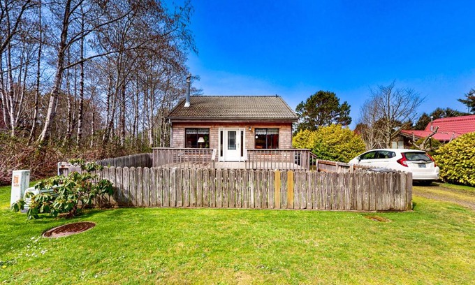 Tolovana Park House | Cannon Beach Cottage