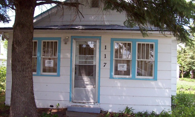 Canora House | Canora Home Rentals Holiday Cottage