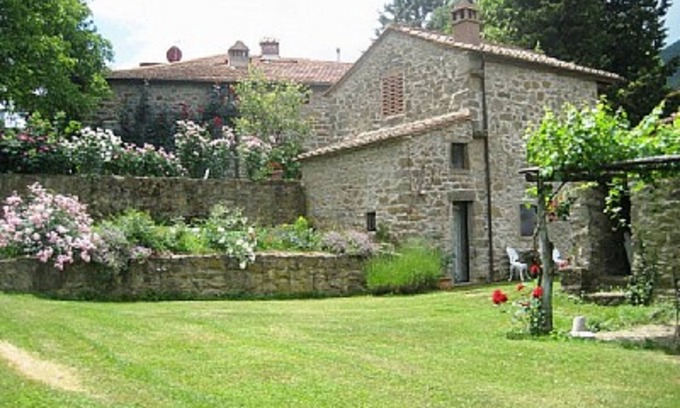 Londa House | Cantina Di Bacco: Charming Cottage, Shared Pool And Valley Views near Florence