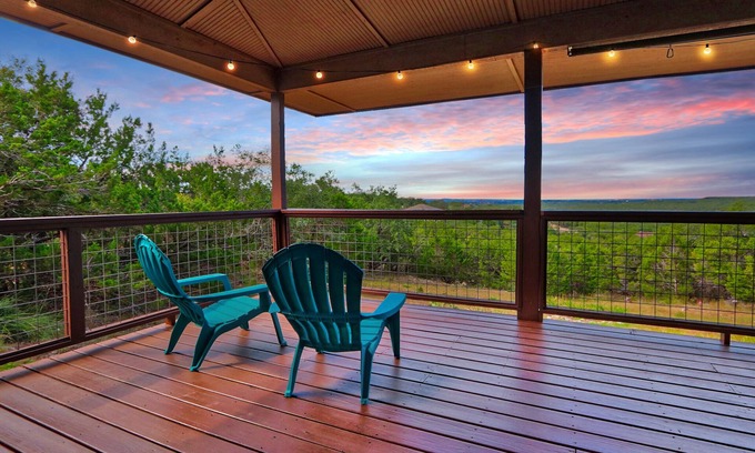 Canyon Lake House | Canyon Breeze I 3 Bedroom I Pet Friendly I Canyon Lake!