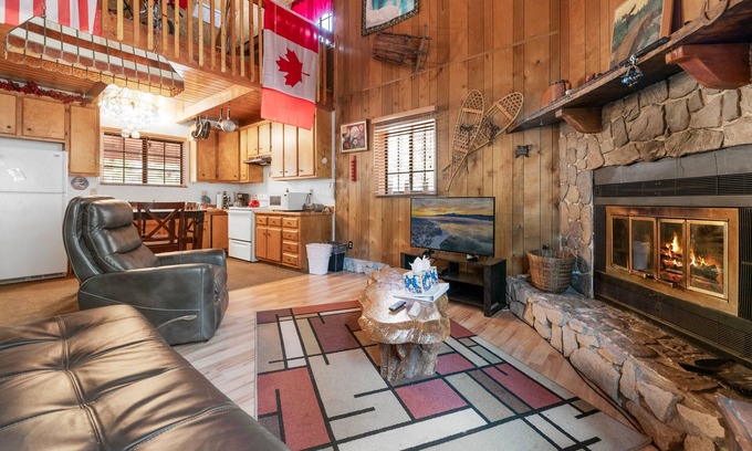 Fawnskin House | Canyon Cabin