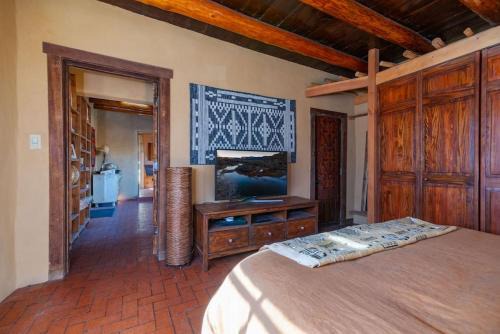 Historic Eastside House | Canyon Getaway- Courtyard, Canyon Rd & Plaza, 1BR