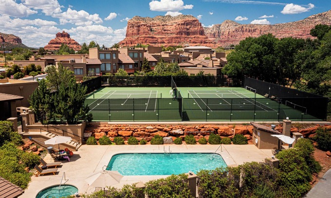 Oak Creek House | Canyon Mesa Getaway, Gated Community, Views, Community Pool & Hot Tub!