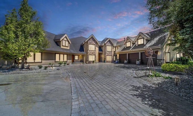 Filer Ski Chalet | Canyon Rim Retreat