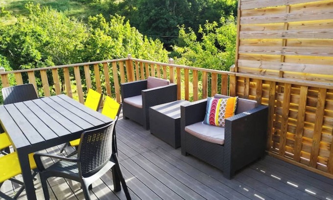 Boulazac-Isle-Manoire House | Cap Nature - Chalet Avec Terrasse - Le Chant des Oiseaux