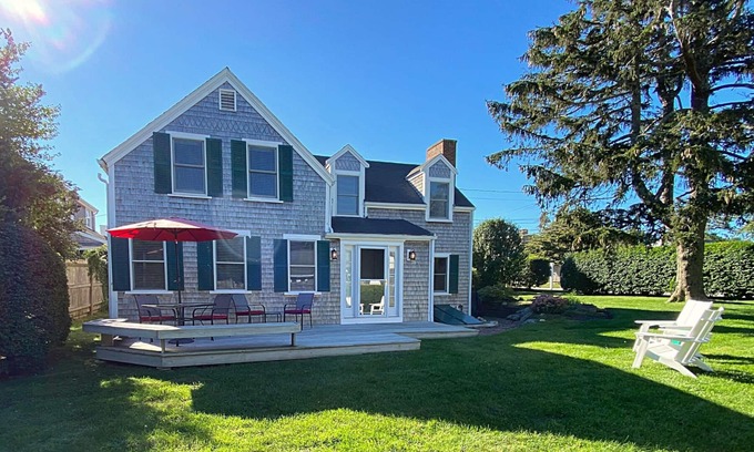 Hyannis Port House | Cape Beach House Getaway * Steps to an Ocean Beach