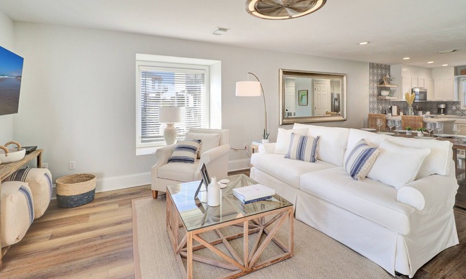 Port St. Joe House | Cape Casa-Beautiful 2BR Dog-friendly in Barrier Dunes, 200 steps to Beach