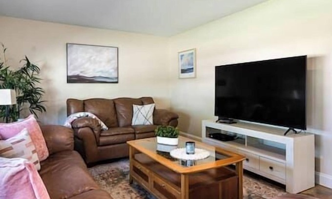 Caloosahatchee House | Cape Coral Florida Getaway