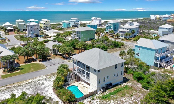Seagrass House | Cape Paradise by Pristine Properties