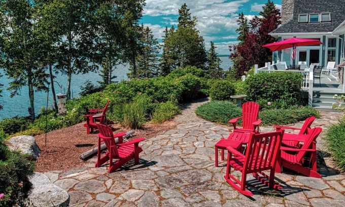 Brooksville House | Cape Rosier, Maine 6 bedroom estate on Penobscot B