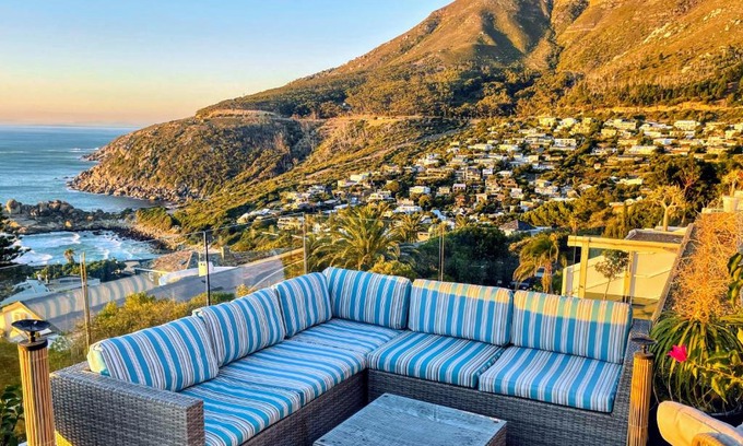 Hout Bay Villa | Cape Town Luxury private beach villa for your exclusive use