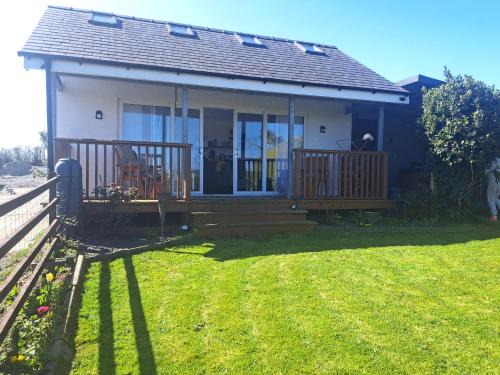 Rhosybol House | Capel Park Tyddynod Bach