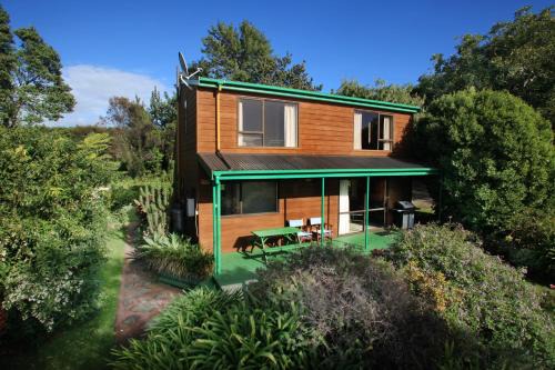Tirohanga House | Capeview Cottage