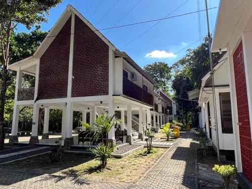 Sumberasri Hotel | Capital O 92612 Penginapan D'alas Purwo & BeachNearPadang Savana Sadengan