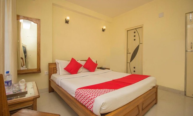 Gangtok Hotel | Capital O Hotel Red Cherry