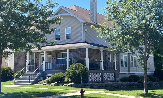 Sun Prairie Condo | Capital PrimeTime - 6 Miles from Madison w/fireplace