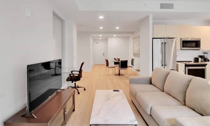 Buzzard Point Apartment | Capitol 1DenBR in heart of Navy Yard | Historic Waterfront