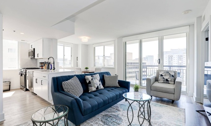 Crystal City Apartment | Capitol Convenience 2BR Luxury, Minutes from DC