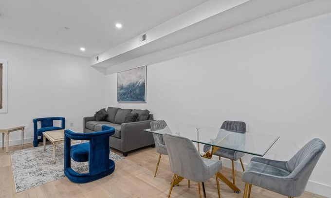 Petworth Apartment | Capitol View1 Townhouse Condo