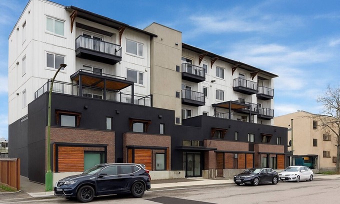 Central Okanagan Condo | Capri Central Kelowna - Quiet 2 Bedroom with Mountain Views