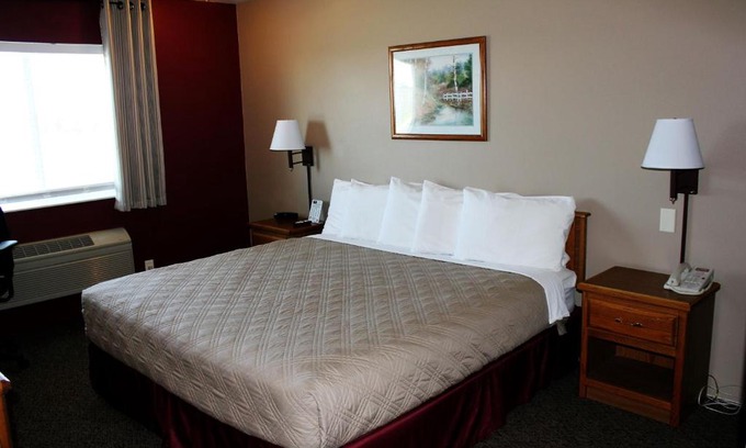 Beatrice Hotel | Capri Inn & Suites - Beatrice