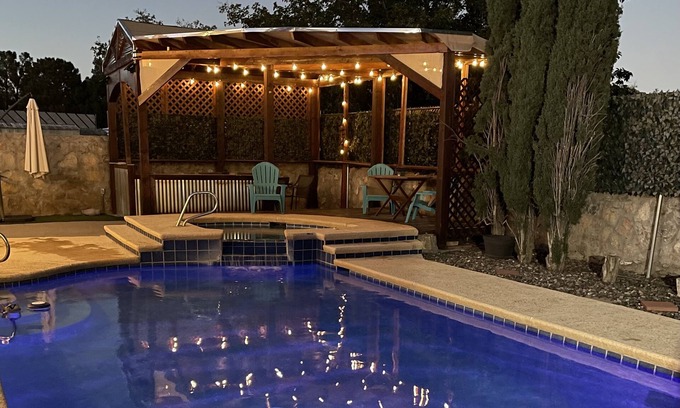 Northeast El Paso House | Captain Home w Saltwater Pool-close to Ft Bliss & Mt