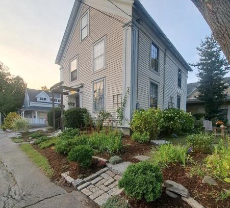 Rockland House | Captain Hugo's Guesthouse