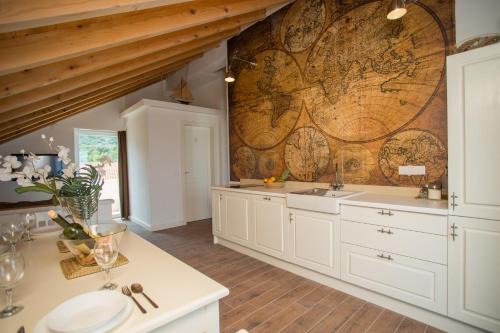 Racisce Apartment | Captain's Attic
