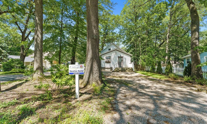 Spring Lake House | Captain's Corner - Spring Lake Vacation Rental