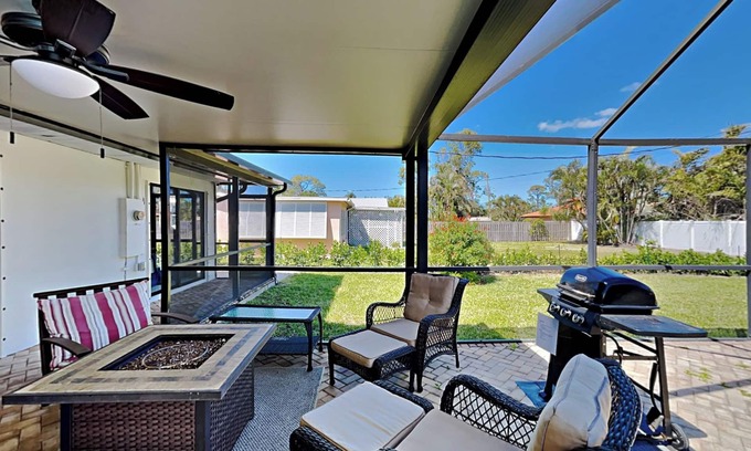 Bonita Springs Cottage | Captain's Cottage
