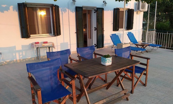 Longos House | Captain's House