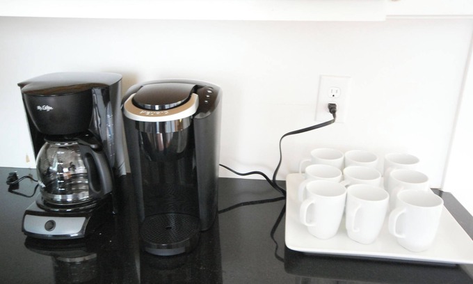 Columbia City House | Captain's Manor - Light Rail - Big Comfy House!