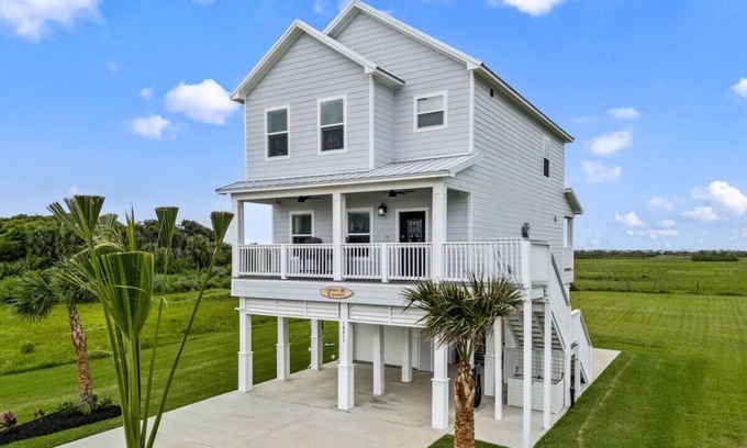 Indian Beach House | Captain's Quarters | West Beach | Bird Sanctuary
