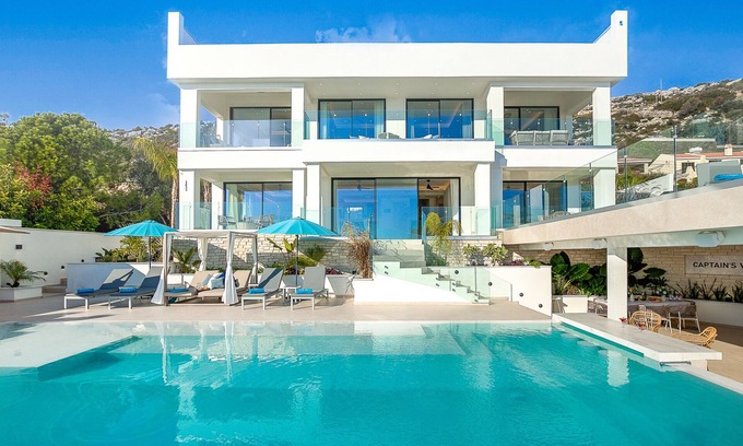 Peyia Town Villa | CAPTAIN'S VILLA - Jacuzzi/spa, Panoramic Sea Views, Private Pool