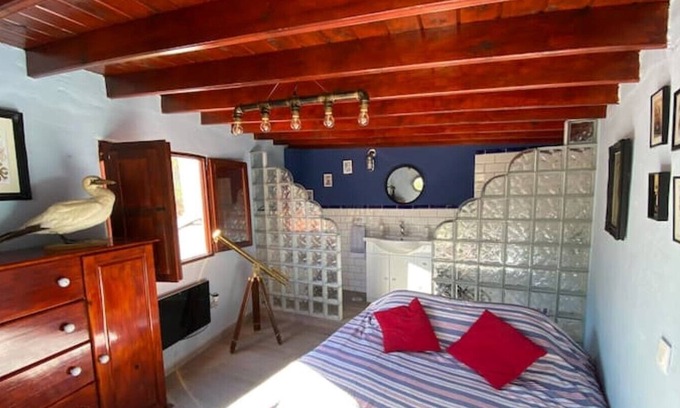 Las Lagunetas Bed & Breakfast | ‘Captain’s Cabin’ with magnificent mountain views