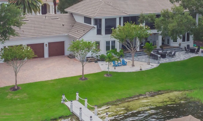Windermere House | Captains Lake House