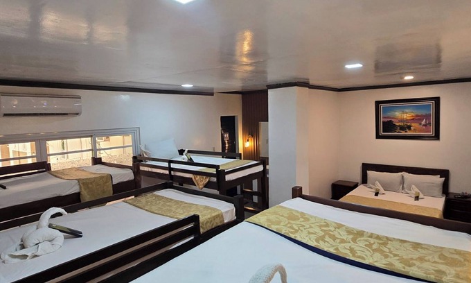 Guinobatan Hotel | Captains Suites Albay