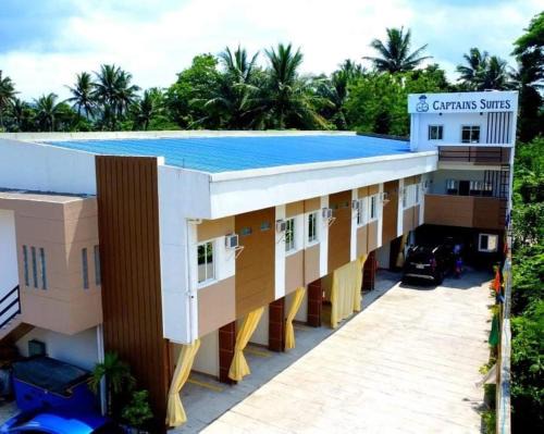 Guinobatan Hotel | Captains Suites Albay