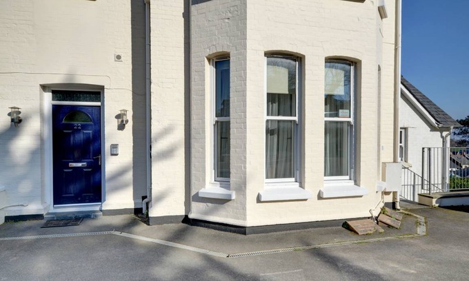 Hele Cottage | Captains View